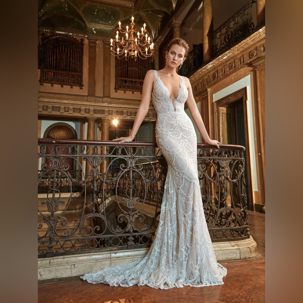 Galia Lahav Harper Embellished Plunge Mermaid Couture Backless Wedding Gown EU38
